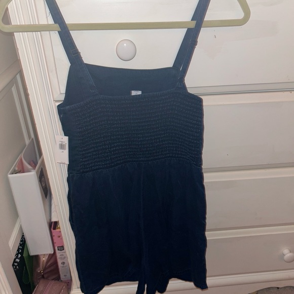 Old navy denim romper - Picture 2 of 2